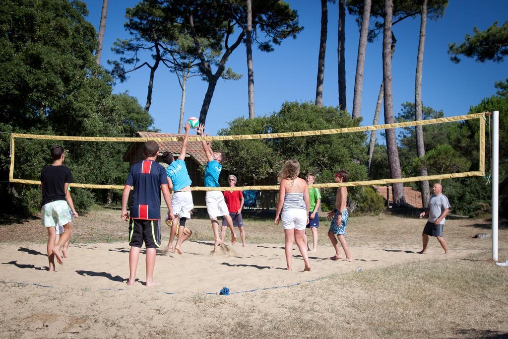 Village Vacances La Foret Des Landes Tarnos Buitenkant foto